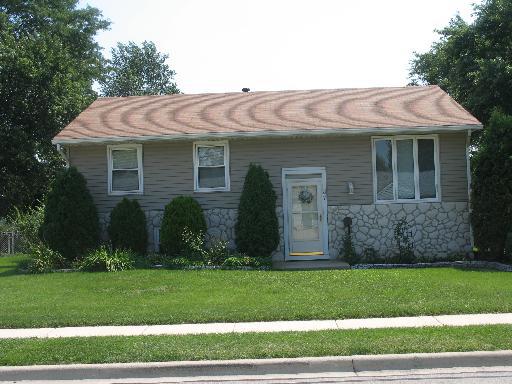 37 Ambassador Ave., Romeoville, IL 60446