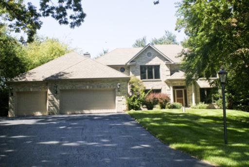11101 W Riviera Dr., Spring Grove, IL 60081