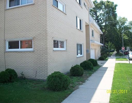 8701 S Sacramento Ave. #2NE, Evergreen Park, IL 60805