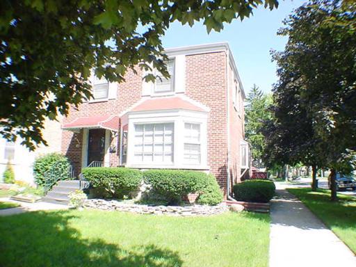 2501 N East Brook Dr., Elmwood Park, IL 60707