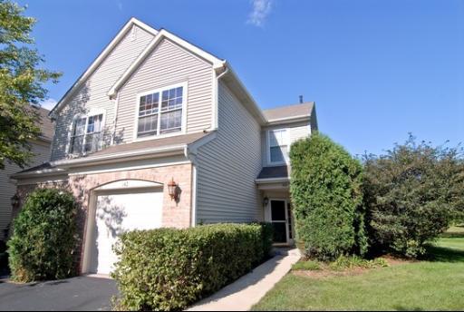 142 Stockton Dr., Grayslake, IL 60030