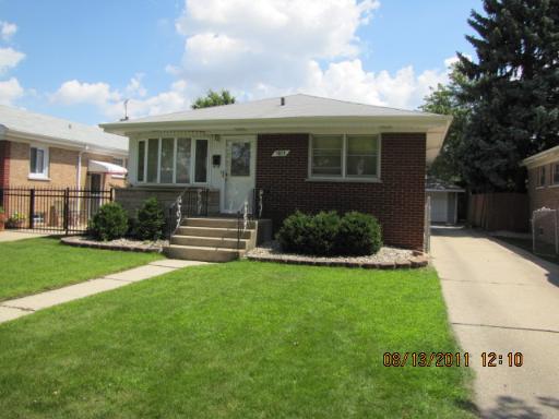 7823 S Kolmar Ave., Chicago, IL 60652