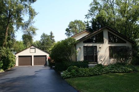 3112 Pine Ter., Island Lake, IL 60042