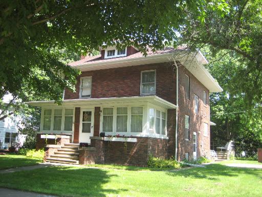 411 E 2nd St., Gilman, IL 60938