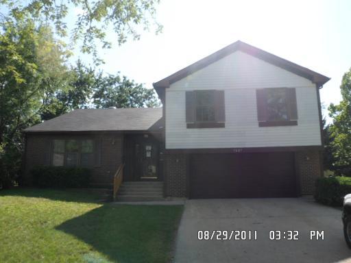 1081 Churchill Dr., Bolingbrook, IL 60440