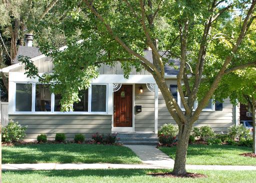 116 Coolidge Ave., Barrington, IL 60010