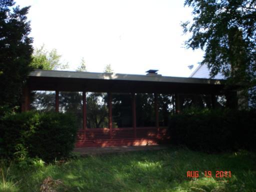 2412 Orchard Beach Rd., Mchenry, IL 60050