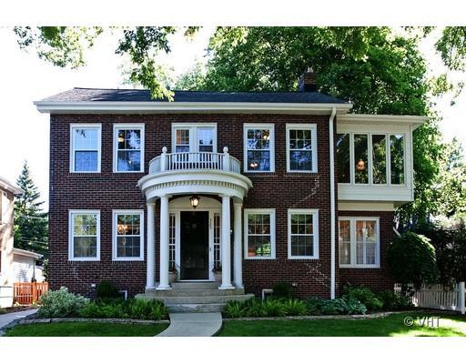 325 S Edgewood Ave., La Grange, IL 60525