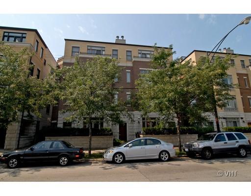3428 N Ashland Ave. #1N, Chicago, IL 60657