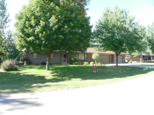 1323 Temple Cir., Rockford, IL 61108