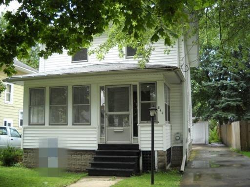 811 Watson St., Aurora, IL 60505
