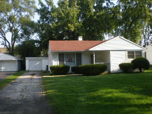 2206 St. James St., Rolling Meadows, IL 60008