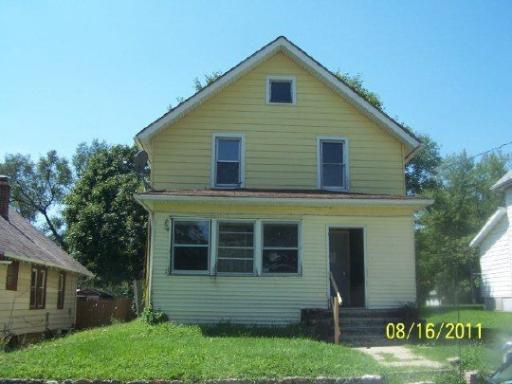 305 Howard Ave., Rockford, IL 61102