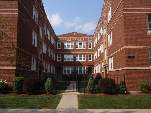 4838 W Hutchinson St. #203, Chicago, IL 60641