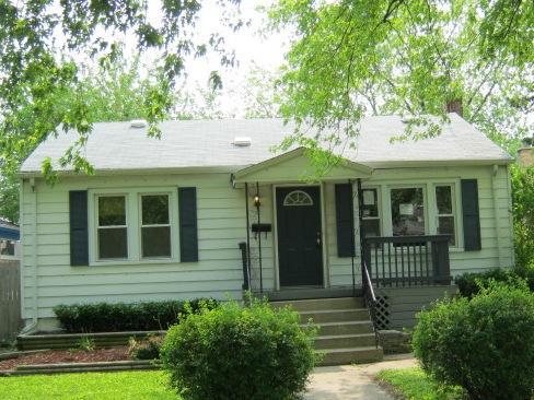 619 Linden Ave., Bellwood, IL 60104