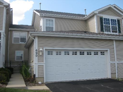 690 N Fox Trail Ln., Round Lake, IL 60073