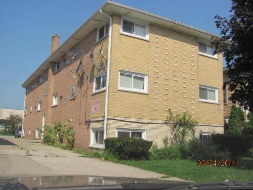 4030 Joliet Ave. #2, Lyons, IL 60534