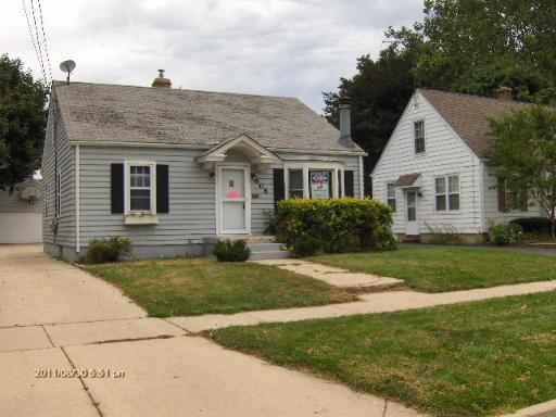 606 Morgan St., Elgin, IL 60123