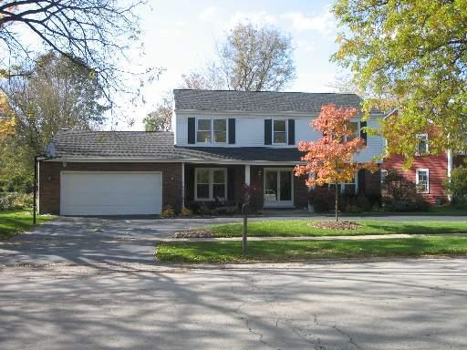 3672 Downers Dr., Downers Grove, IL 60515