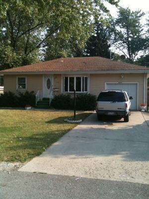 430 Manor Pl., Aurora, IL 60506