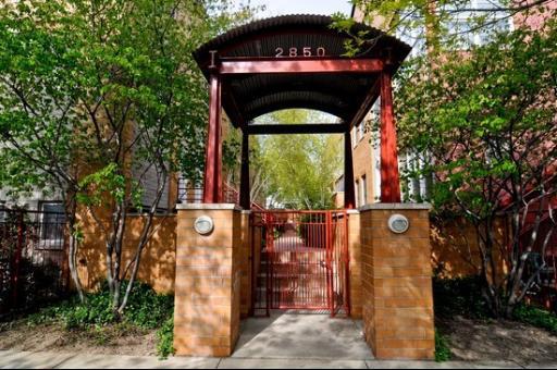 2850 N Lakewood St. #I, Chicago, IL 60657