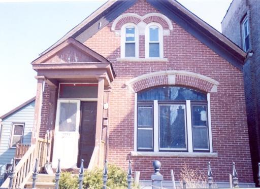 2225 S Sawyer Ave., Chicago, IL 60623