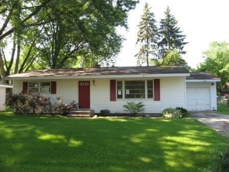1701 W Oakleaf Dr., Mchenry, IL 60050
