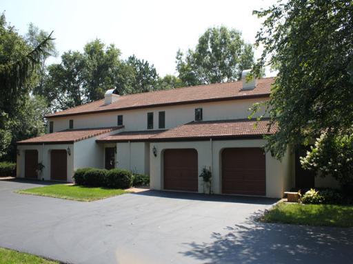 5020 Valley Pines Dr. #3, Rockford, IL 61109