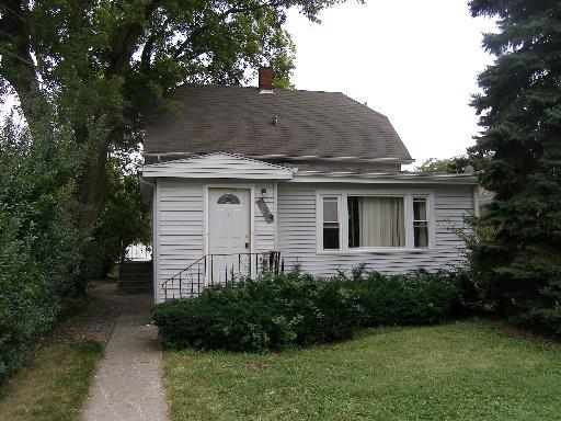 3516 Adams St., Bellwood, IL 60104