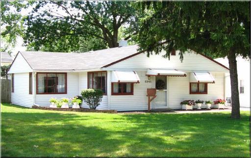 4941 Paxton Rd., Oak Lawn, IL 60453