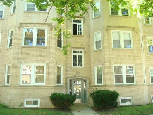 5853 N Artesian Ave. #2N, Chicago, IL 60659