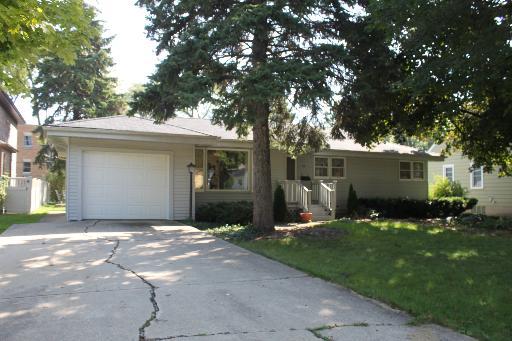 519 N Elm Ln., Itasca, IL 60143