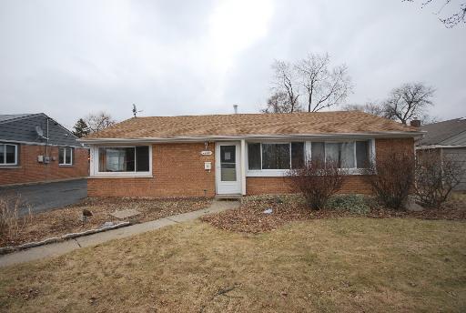 9929 Harnew Rd., Oak Lawn, IL 60453