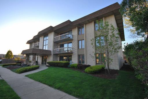 4714 W 106th St. #3C, Oak Lawn, IL 60453