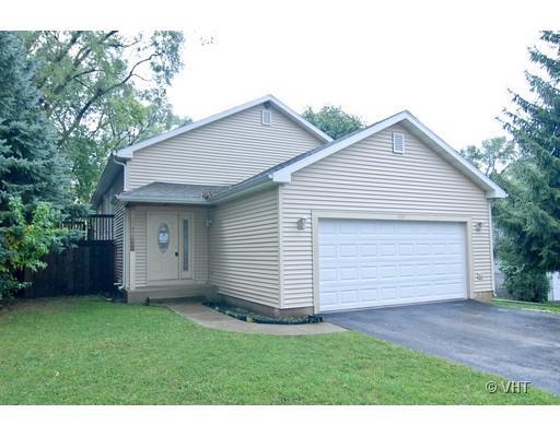 309 S Bernice Ct., Round Lake, IL 60073