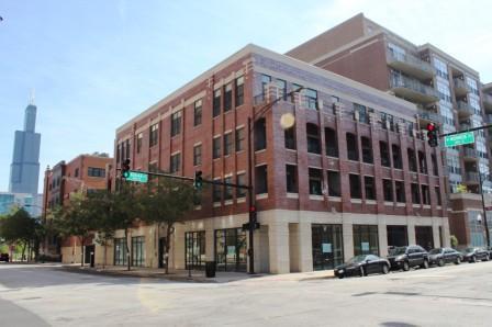 955 W Monroe St. #3B, Chicago, IL 60607