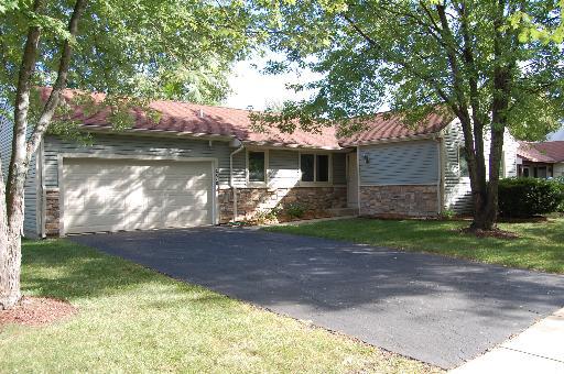 1710 Drake Ct., Naperville, IL 60565