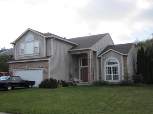 1177 Heavens Gate, Lake In The Hills, IL 60156