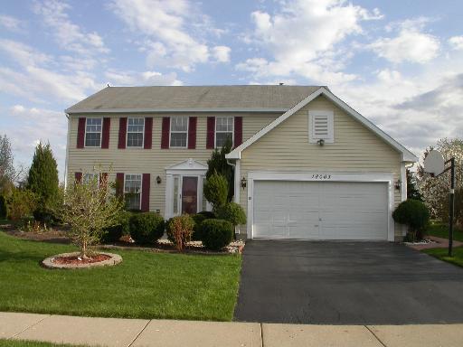 18003 W Banbury Dr., Gurnee, IL 60031