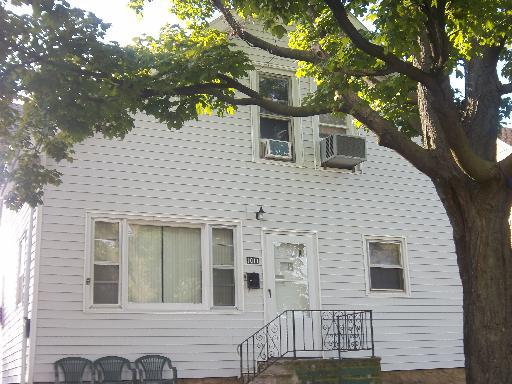 1011 Elizabeth St., Joliet, IL 60435