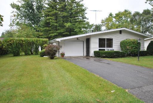 304 Harmony Dr., North Aurora, IL 60542