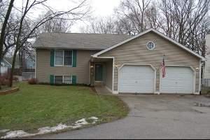 652 Stuart St., Grayslake, IL 60030