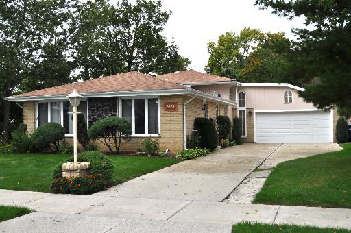 5228 W Ruby St., Oak Lawn, IL 60453