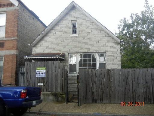 2325 S Seeley Ave., Chicago, IL 60608