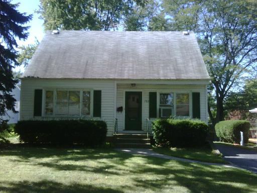 782 Linden Ave., Elmhurst, IL 60126