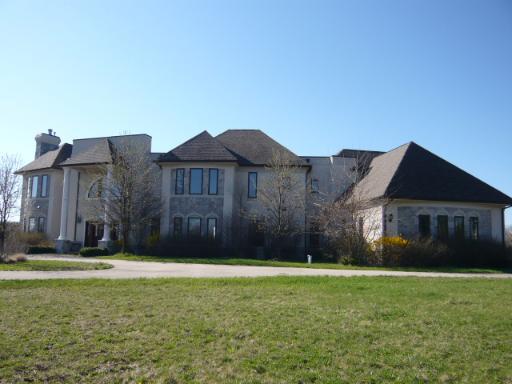 9500 Church Rd., Barrington Hills, IL 60010