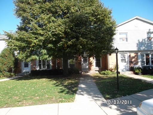 4073 Club Tree Dr., Streamwood, IL 60107