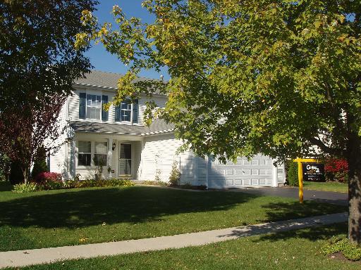 1360 Windsor Ln., Grayslake, IL 60030