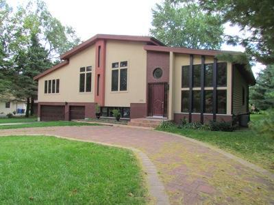 603 W 67th Pl., Willowbrook, IL 60527