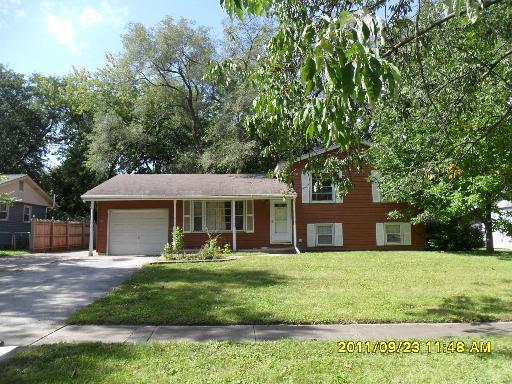 5s418 Glenoban Dr., Naperville, IL 60563